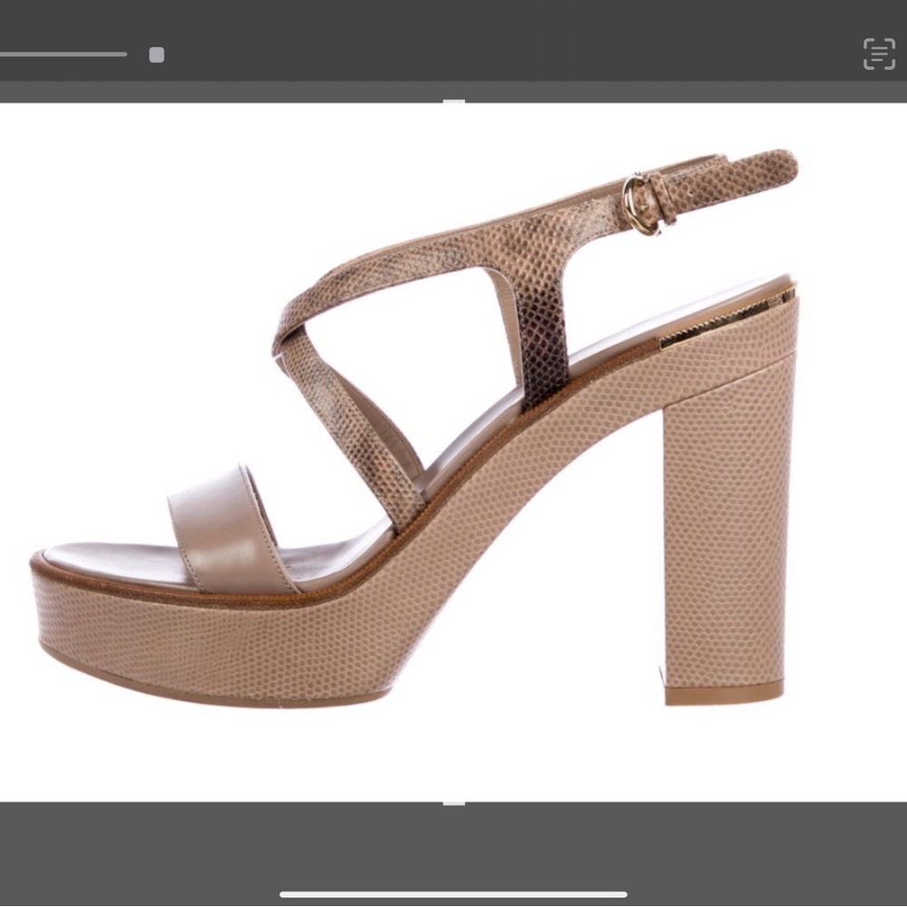 Salvatore Ferragamo Women's Beige Sandals